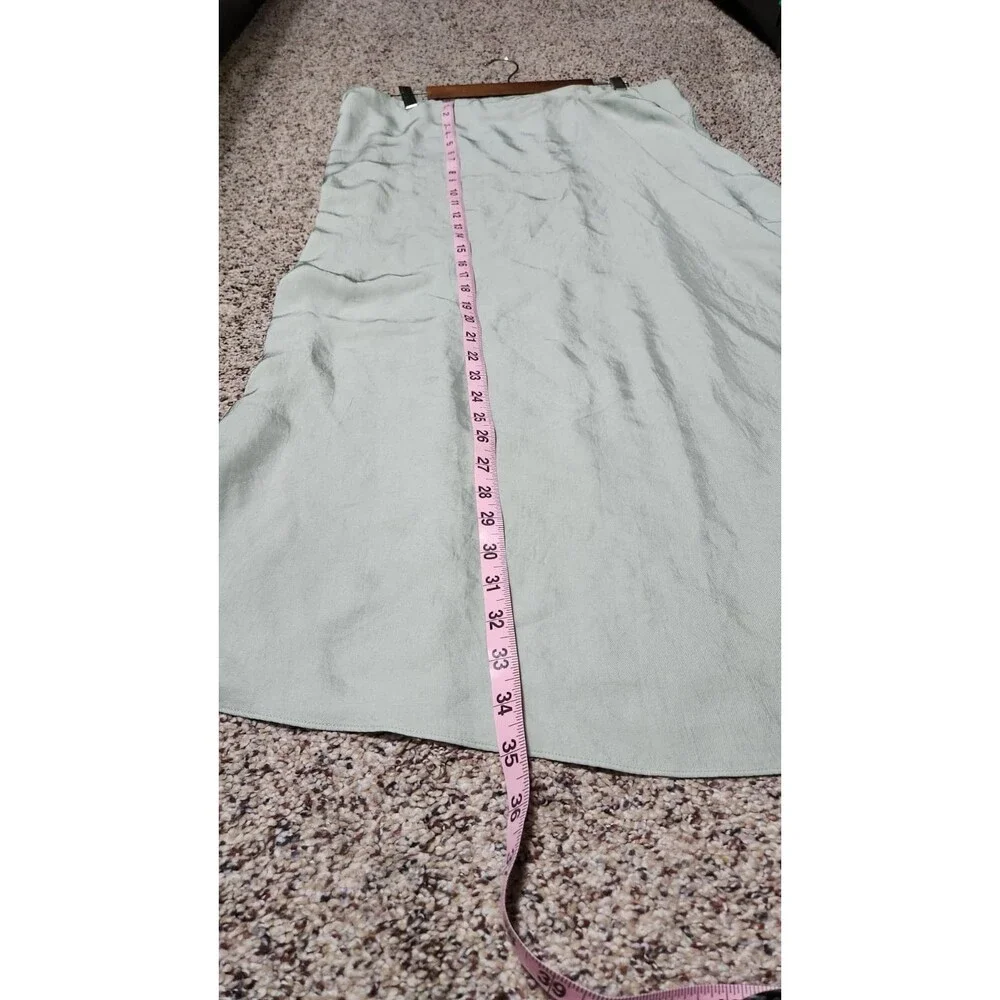 Vince Women’s Overlap long Skirt Size 16 Color Grey-green - Picture 5 of 9